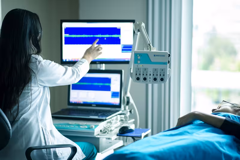 Making Your Visit Easier If You Have Mobility or Hearing Concerns: Clinic Clinic for Making Your Visit Easier If You Have Mobility or Hearing Concerns - Best Method To Reach Hearing First Hythe